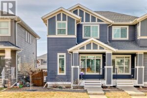 155 River Heights Drive, Cochrane