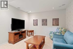 219 River Heights Green South, Cochrane