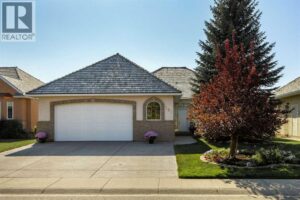 103 West Terrace Point, Cochrane