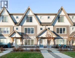 250 Fireside View, Cochrane