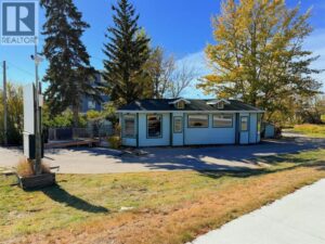 221 Second Ave West, Cochrane