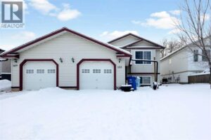153 Leitner Gate, Fort McMurray