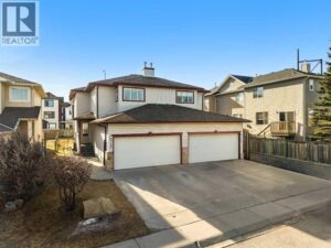 132 Bow Ridge Drive, Cochrane