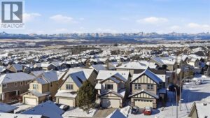 238 Sunset View, Cochrane