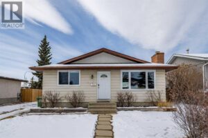94 Glendale Way, Cochrane
