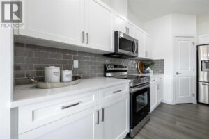 15 Heritage Point, Cochrane