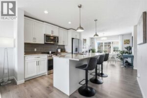 250 Fireside View, Cochrane