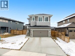 32 Paint Horse Crescent, Cochrane