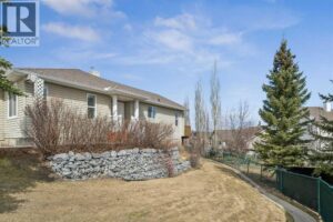 117 Bow Ridge Drive, Cochrane