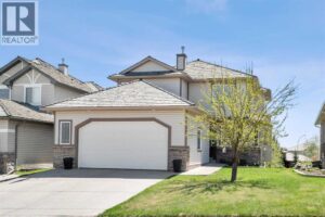 42 Gleneagles Terrace, Cochrane
