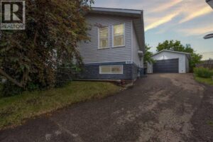 112 Siesta Gardens, Fort McMurray