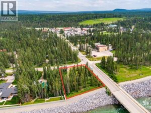 19 River Drive, Bragg Creek