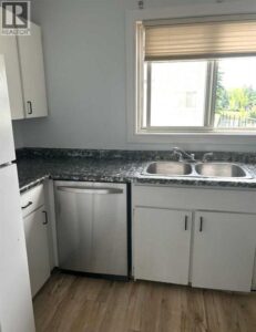 600 Signal Road, Fort McMurray