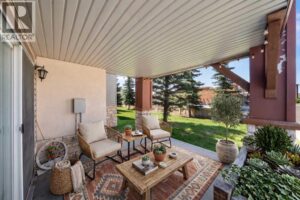 505 Railway Street West, Cochrane