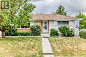 1 Cochrane Crescent, Cochrane