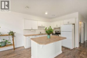 116 First Street, Cochrane