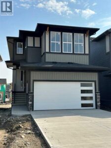 12 Topaz Place, Cochrane