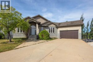 110 Lindstrom Bay, Fort McMurray