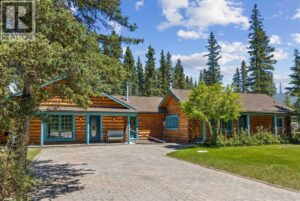 4 Pine Avenue, Bragg Creek