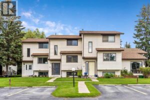 73 Glenbrook Crescent, Cochrane