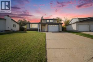 133 Whiteoak Garden, Fort McMurray